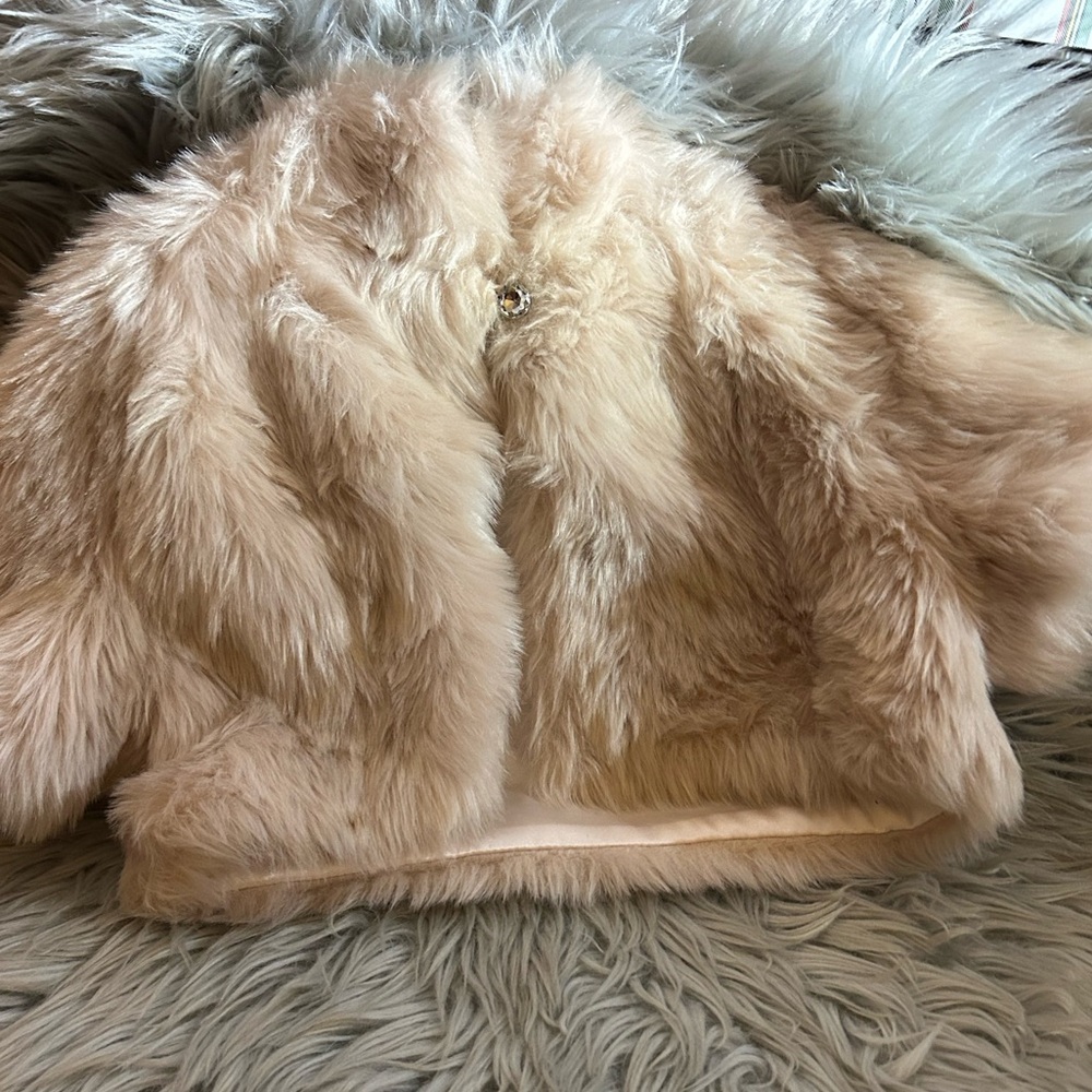 Biscotti Collection Champagne Faux Fur shrug, size 12 crystal button